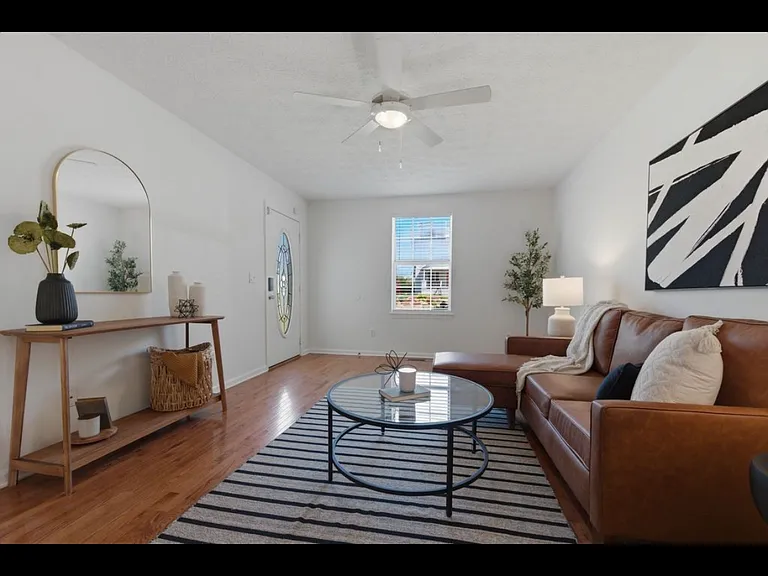 1002 Sharpe Ave — Photo 2