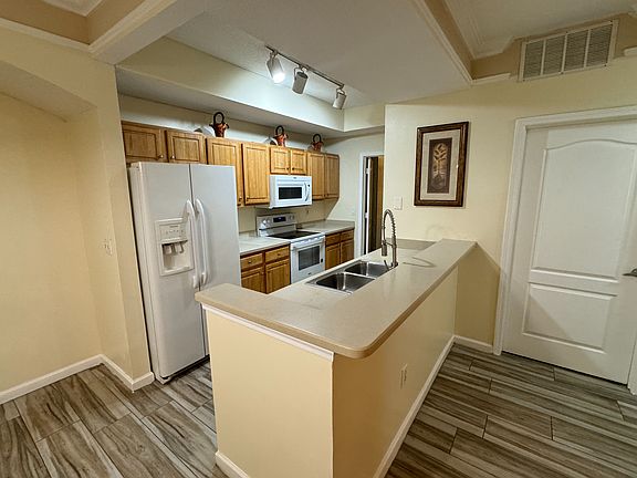 2nd image of 12017 Villanova Dr APT 108