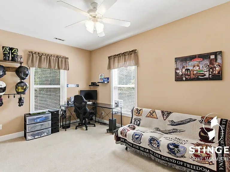 3 Kings Cross Ct — Photo 38