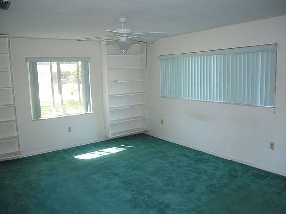 3rd image of 2246 Barbara Dr