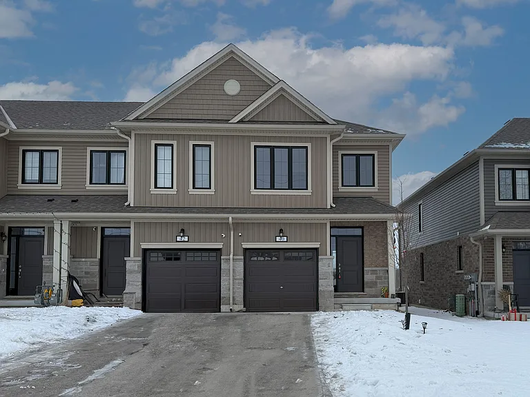 40 Middleton St — Photo 1