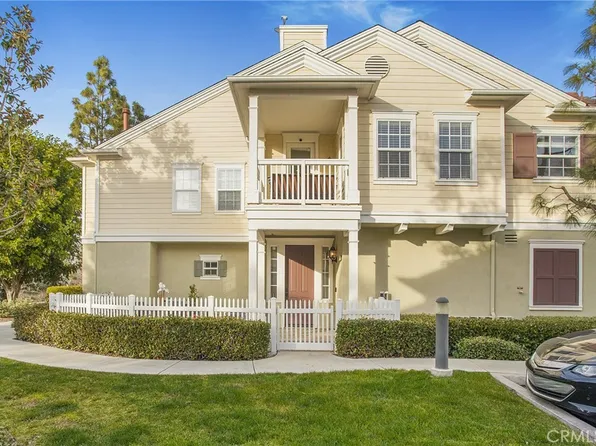 83 Strawflower St, Mission Viejo, CA 92694