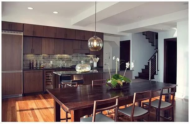 Rented by Space Marketing Shop | media 7