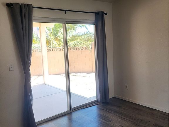5th image of 4220 Adriel Dr