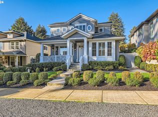 688 6th St, Lake Oswego, OR 97034