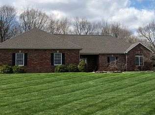 6131 Chantilly Bnd, Waterloo, IL 62298