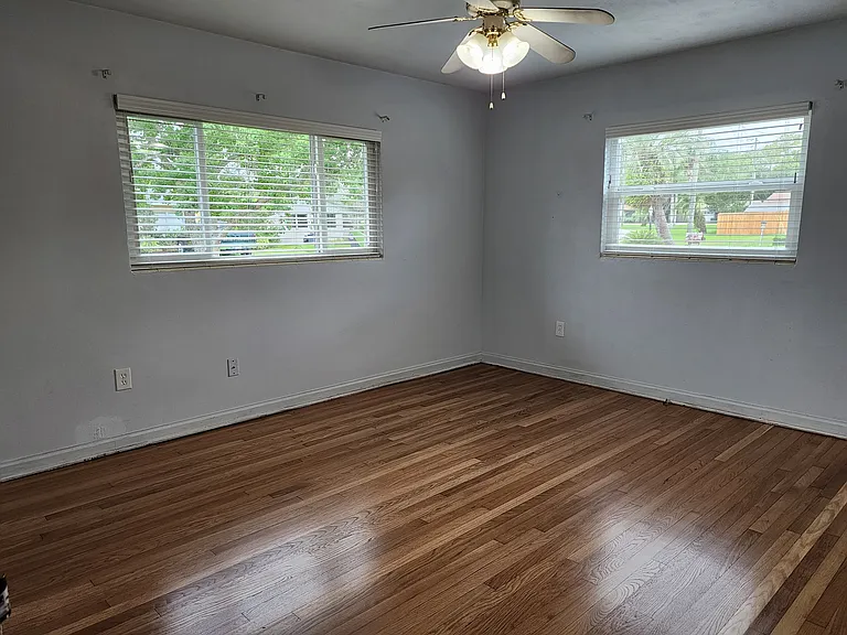8 Poinsettia Dr — Photo 7