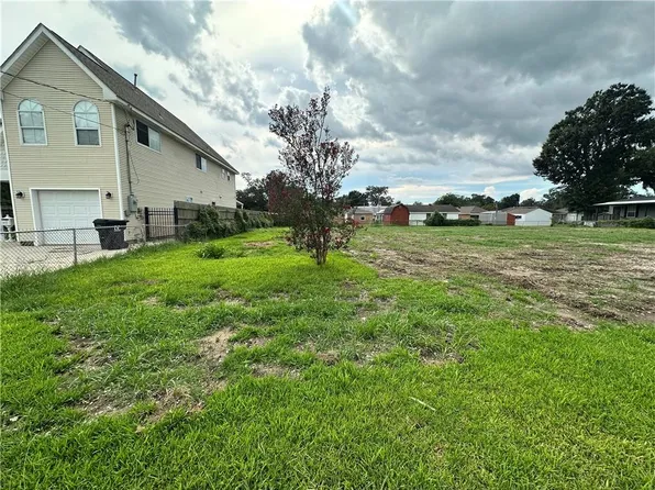 Oak Ave, New Orleans, LA 70123