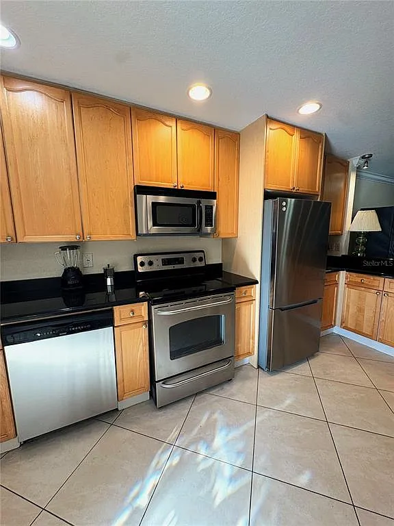 1 bed, 1.0 bath, 735 sqft, $2,250 — Photo 4