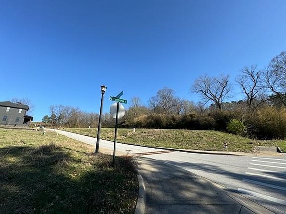 2nd image of E Panorama Pl