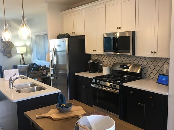 2nd image of 151 Lejeune Way