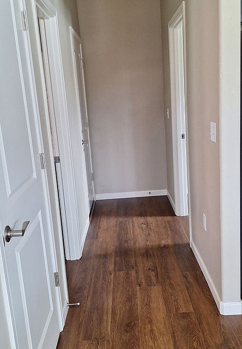 1st image of 253 Hill St NE