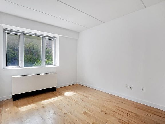 5th image of 1810 3rd Ave APT B2d