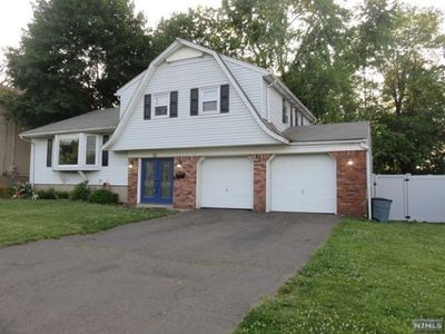 52 Overlook Ave, Emerson, NJ, 07630