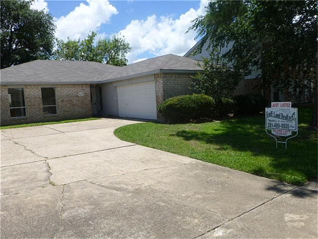 1st image of 6623 Maczali Dr