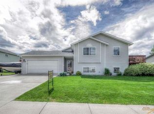 1271 Ziebach St, Rapid City, SD 57703