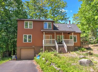 163 Eastwood Dr, Greentown, PA 18426