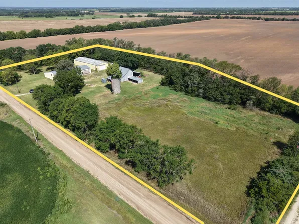 1943 Frontier Rd, Bennington, KS 67422