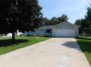 889 Fortna Dr, Rochester, IN 46975