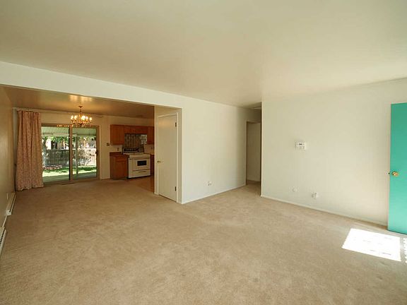 Living Room / Dining Room