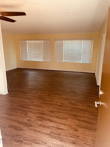 1120 Pacific Beach Dr Photo 1