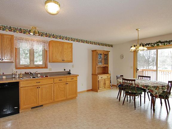 4th image of 13926 Grand Oaks Dr