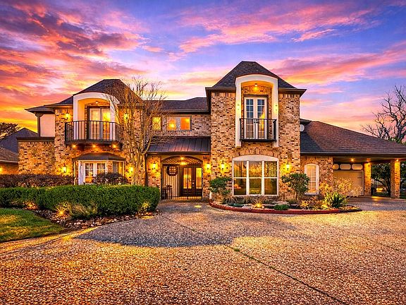 2nd image of 3122 Robinson Rd