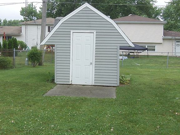 3rd image of 56 Duncan Dr