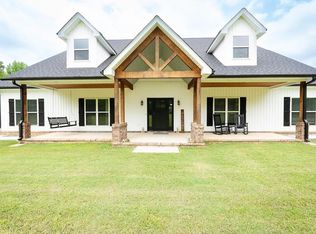 8 Matthews Ln, Conway, AR 72032