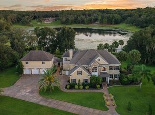 38901 Berchfield Rd, Lady Lake, FL 32159