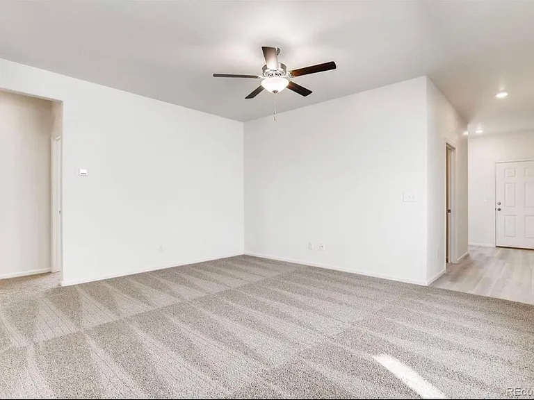 322 Maple St — Photo 7