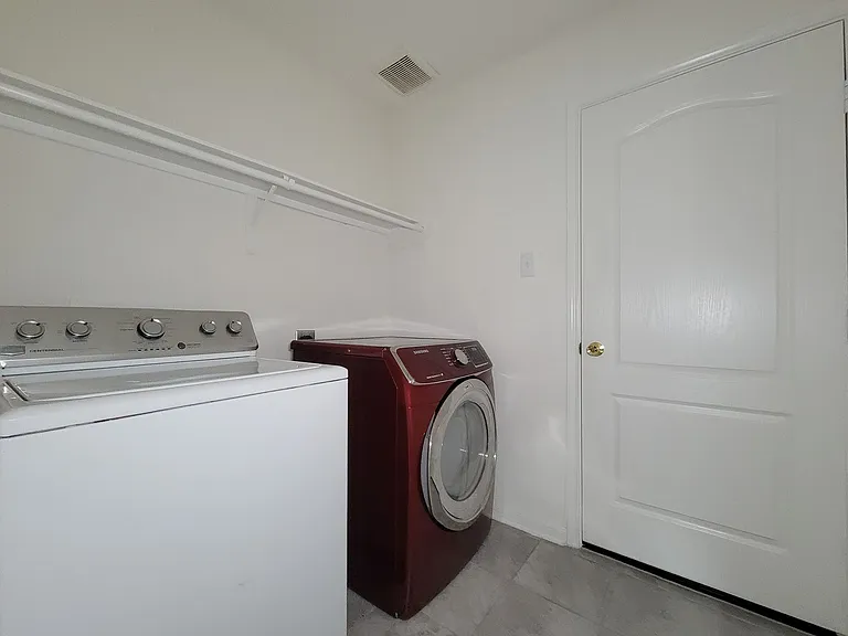727 Hardwood Grove Ct — Photo 29