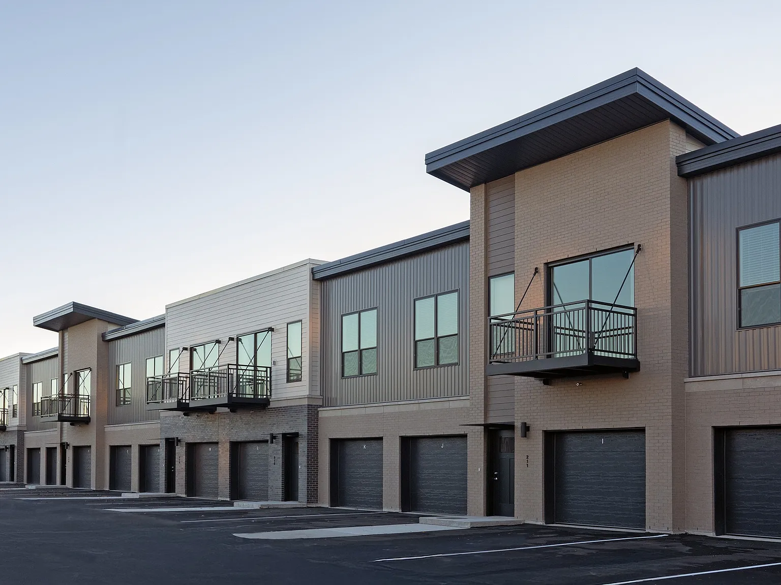 Alta Apartments — Photo 4