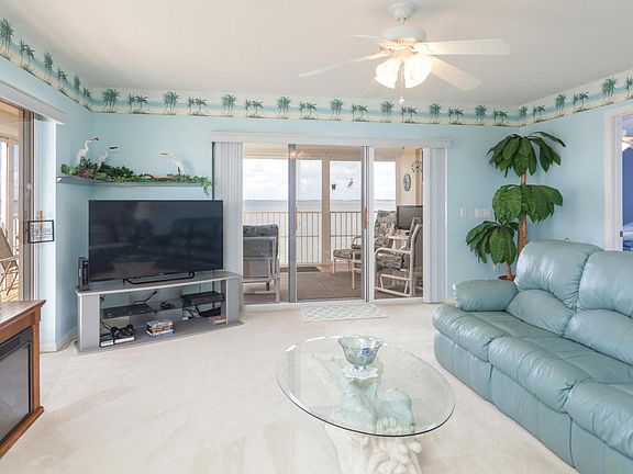 4th image of 7128 Marbella Ct Unit 401
