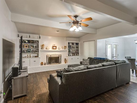 5th image of 10209 Hollyhead Way