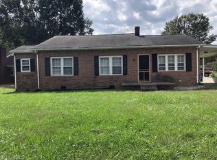 3432 High Point Rd, Winston Salem, NC 27107