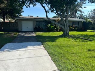 10970 Grove Ter, Seminole, FL 33772