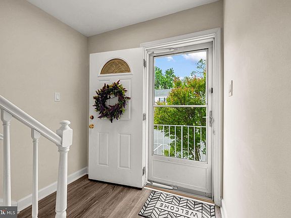 4th image of 14422 Golden Oak Ct