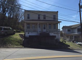 12 W Saint Marys Rd, Hanover Township, PA 18706