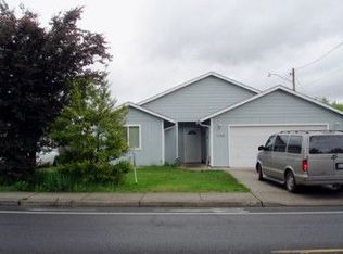 692 58th St, Springfield, OR 97478