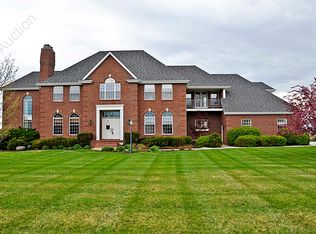 5151 Bentley Dr, Lincoln, NE 68516