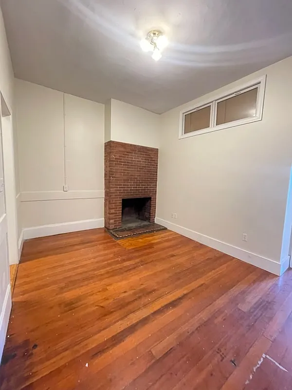 3 bed, 9999 sqft, $4,800 — Photo 1