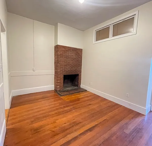 37 Bay State Rd #4R — Photo 1