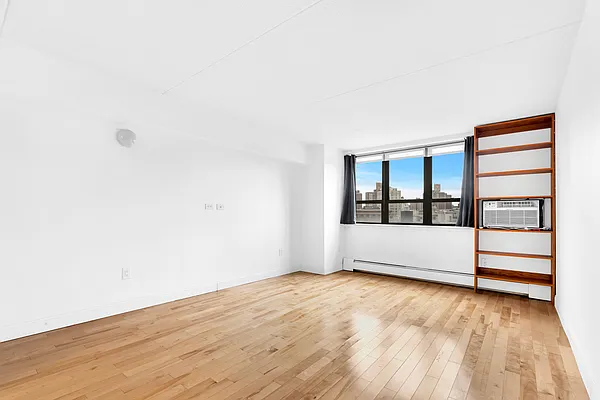 Sold by Compass | media 3