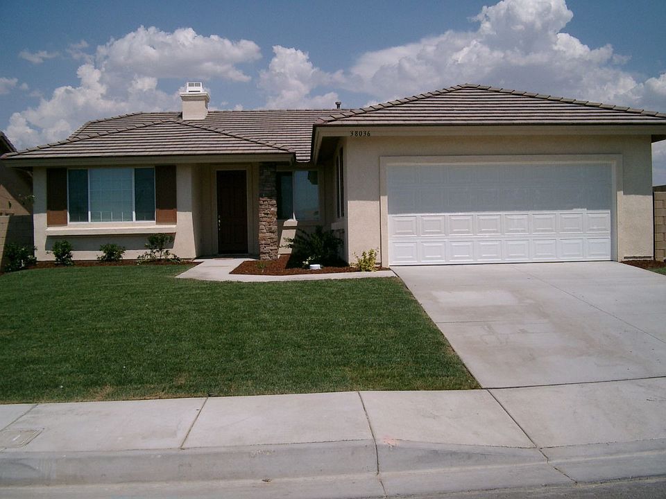 1st image of 38036 Grant Dr