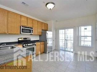 129 Garwon Ct, Parlin, NJ 08859