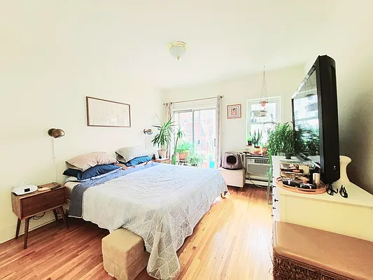 Rented by Ideal Properties Group | media 22