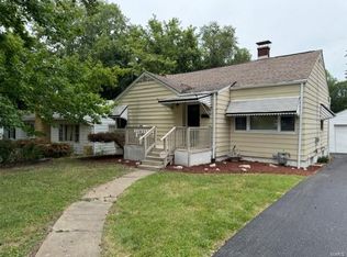 33 S 87th St, Belleville, IL 62223