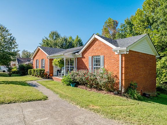 3rd image of 100 Nimitz Cir