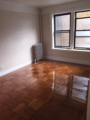 Rented by PMG Real Estate  | media 18